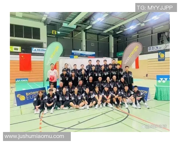 上海羽毛球队在全国锦标赛积分榜上以53分稳居第一名展现强劲实力